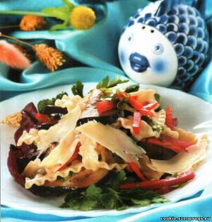 Салат из макарон с овощами фото