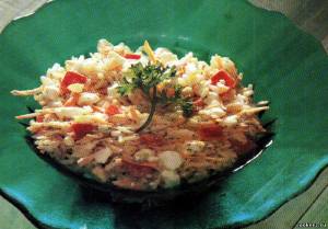 Рисовый салат с домашним сыром фото