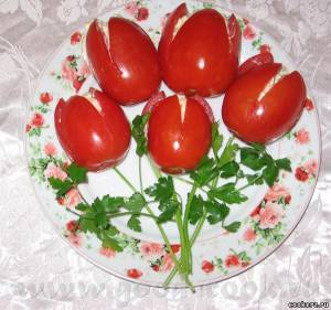 Тюльпаны из томатов